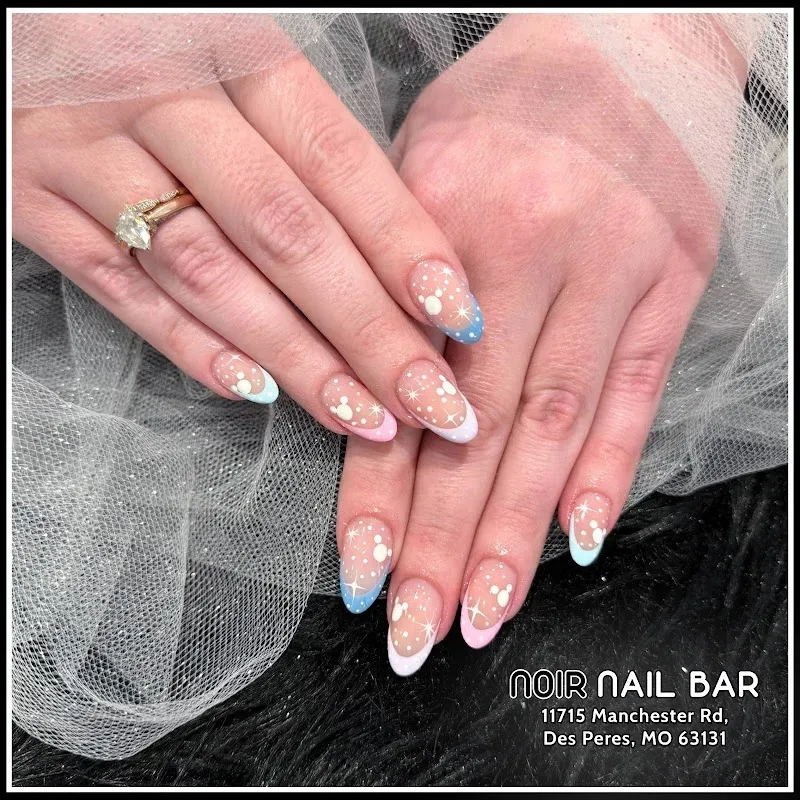 Noir Nail Bar — Nail salon in Des Peres